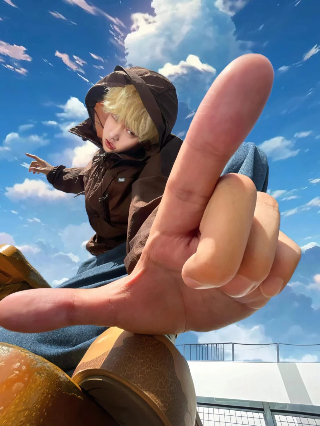 据说是美术生都喜欢的广角大透视姿势!