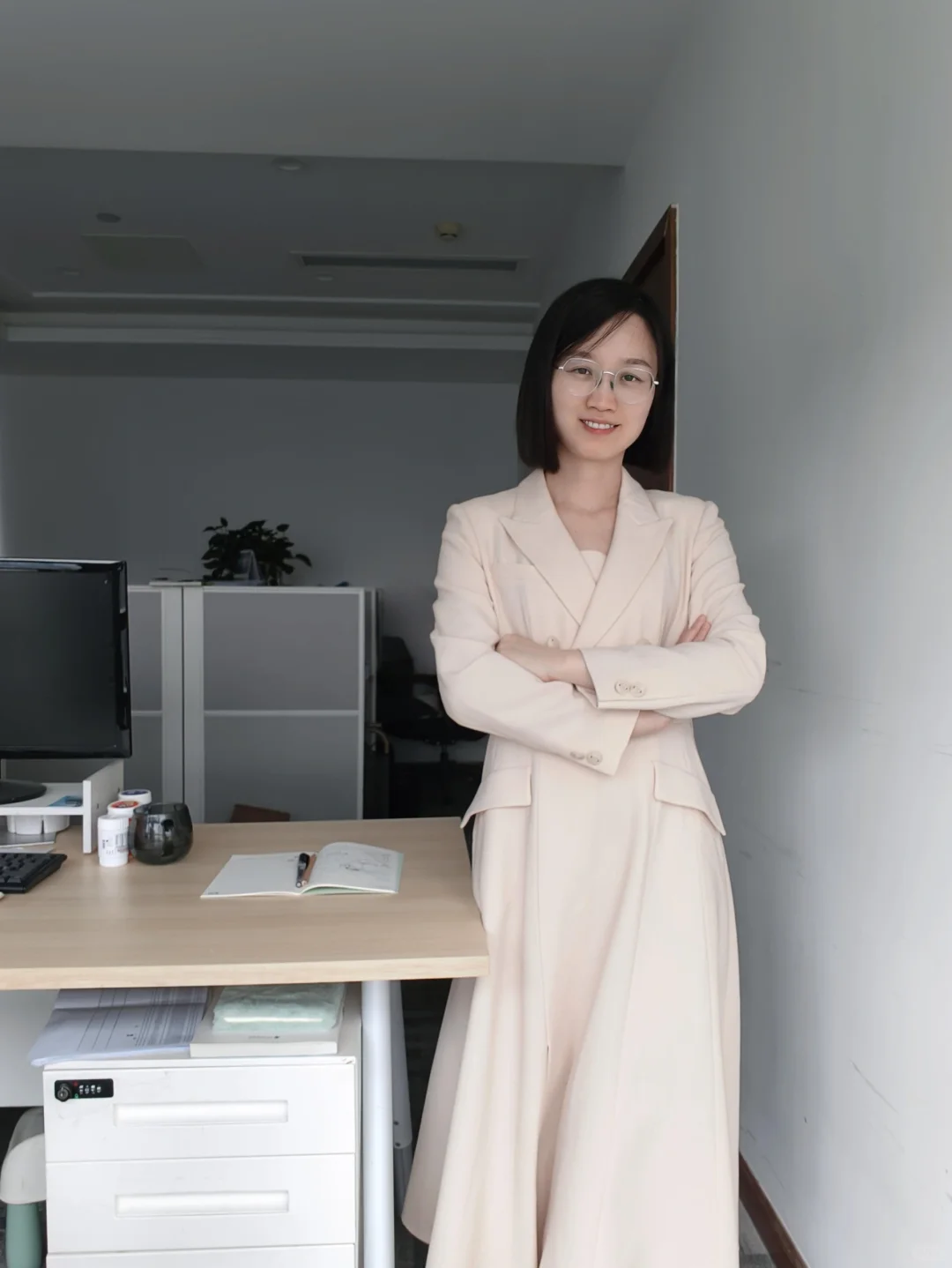 30+财务职场穿搭 | 优雅大气还得是连衣裙