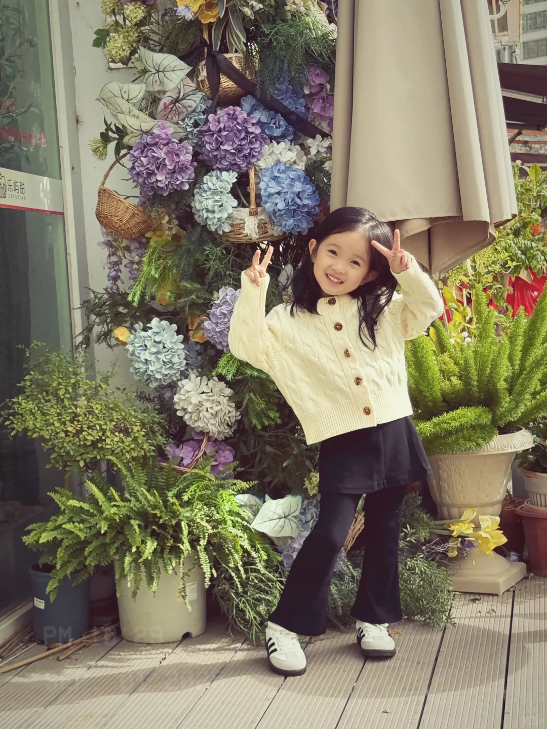 她的可爱是纯白的奶香奶油味儿