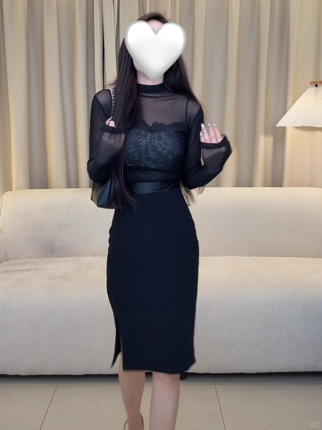 🔥辣到报警！这套透视御姐装直接让身材开挂