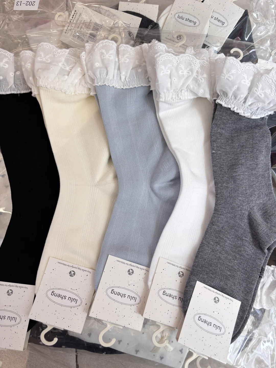 鹿鹿升绝绝子的花边细节太好看了！只做批发