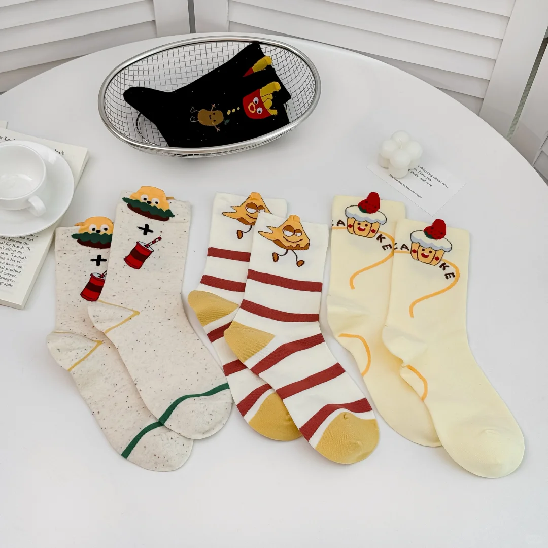 📸挑战在家平铺拍摄第21天-女士袜子