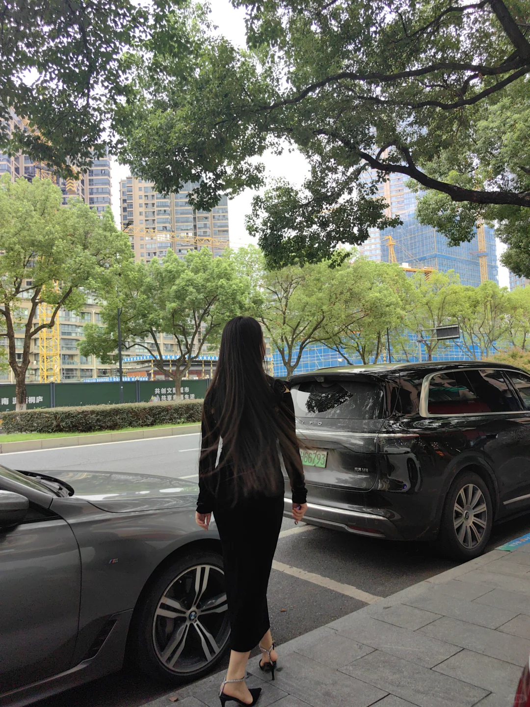 小黑裙的魅力旗袍连衣裙