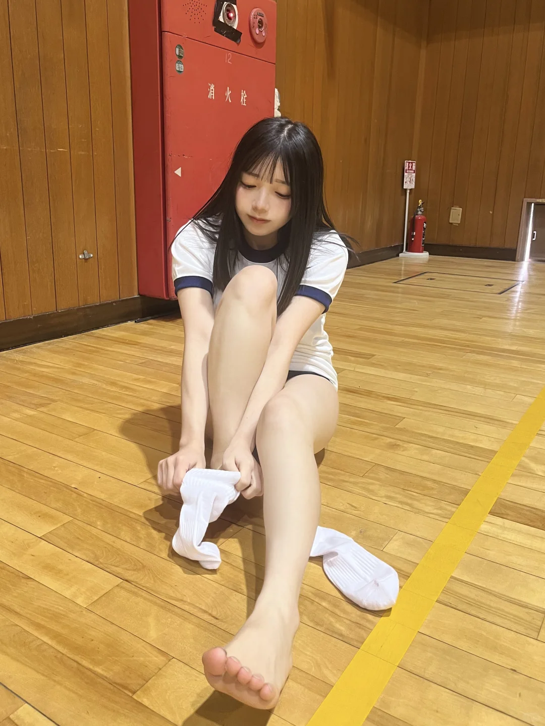 穿袜子的女孩子