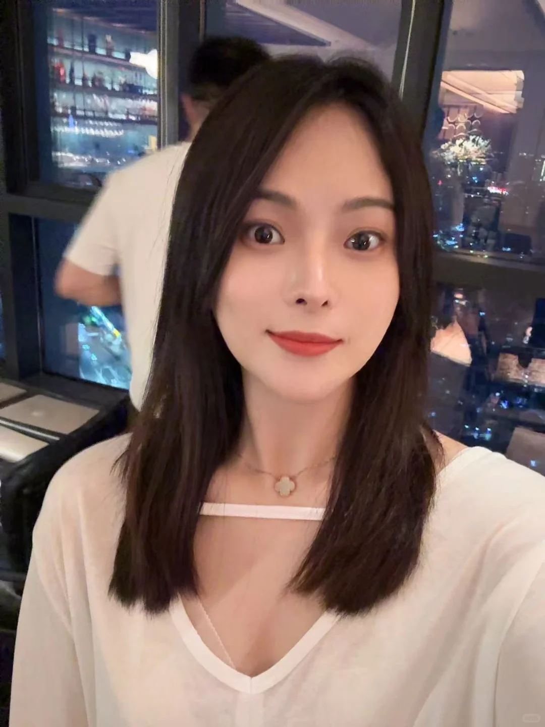 Nano Banana生成复古旗袍写真（附提示词）