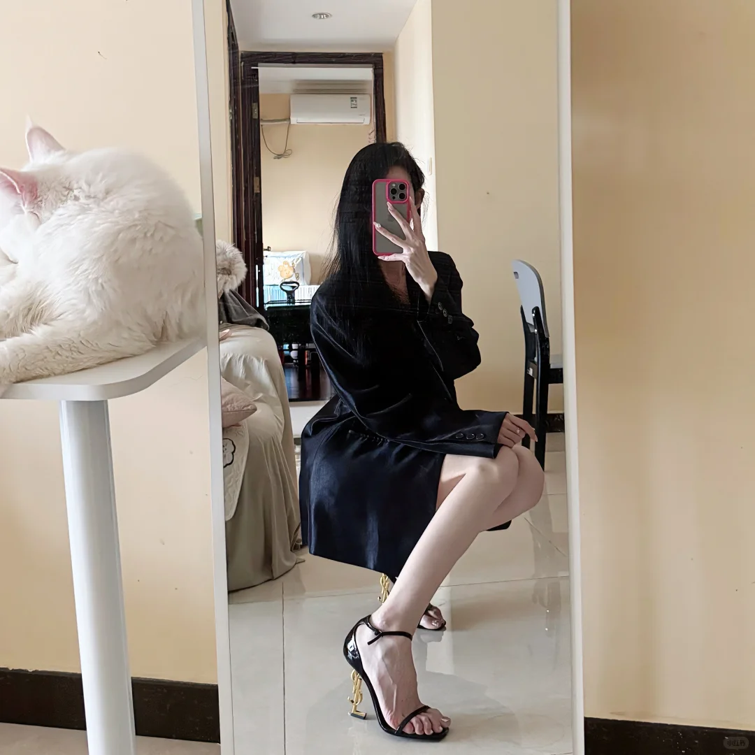 YSL高跟鞋出闲置