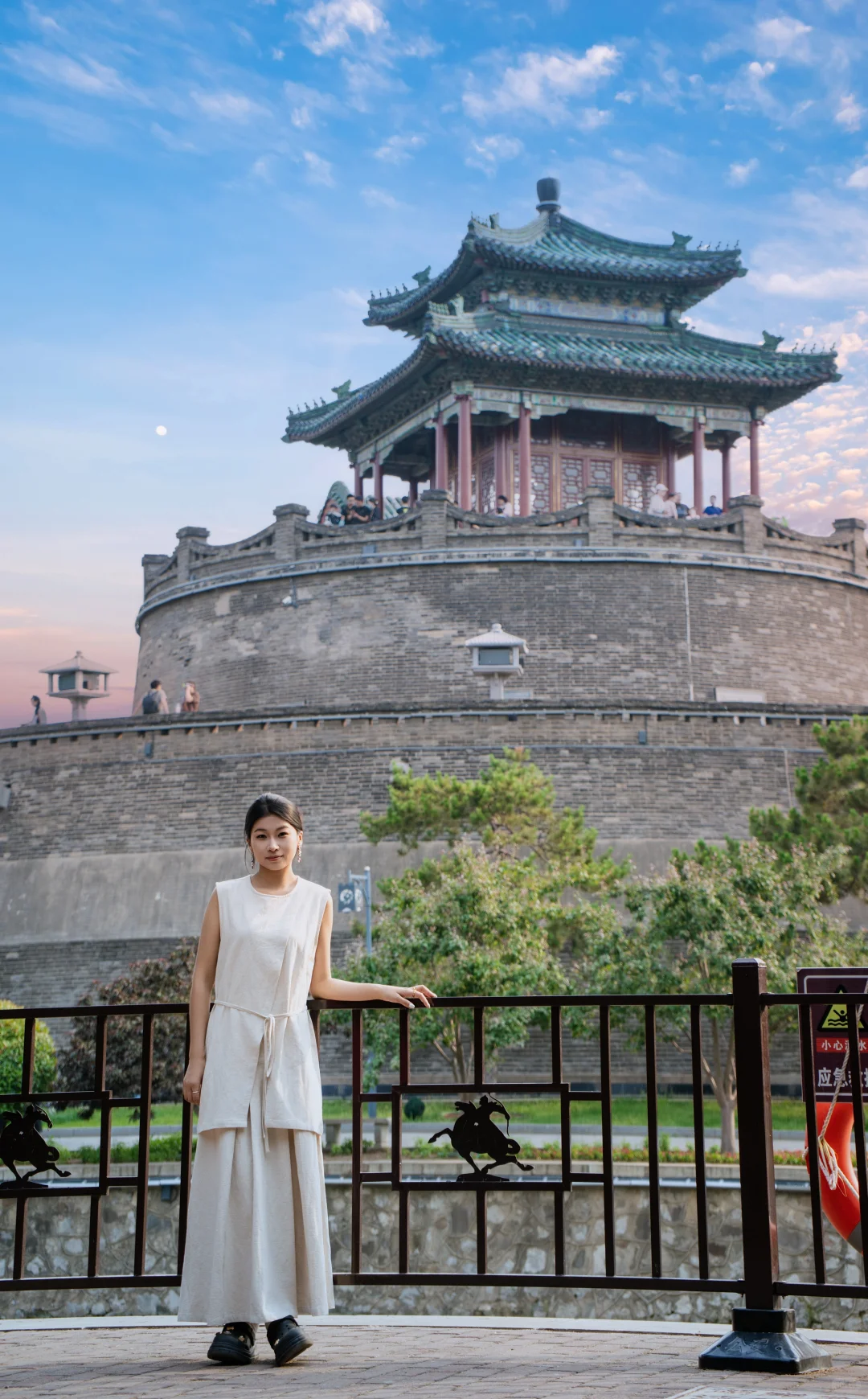 挑战拍99组女友写真（2/99）