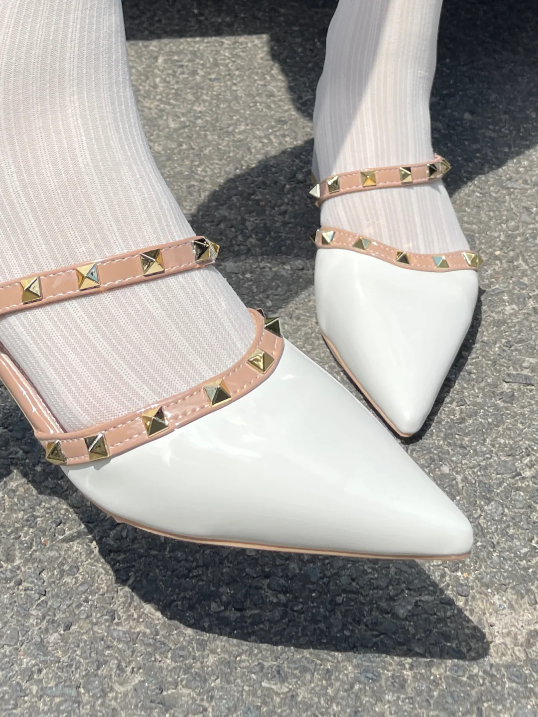 白色高跟鞋，好看耶！🤍