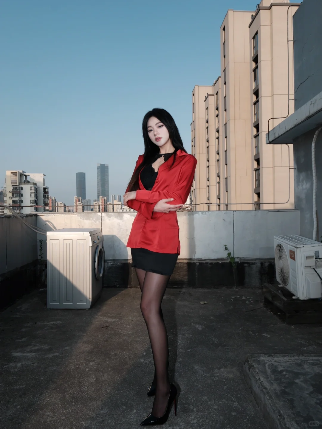 她的红底高跟👠