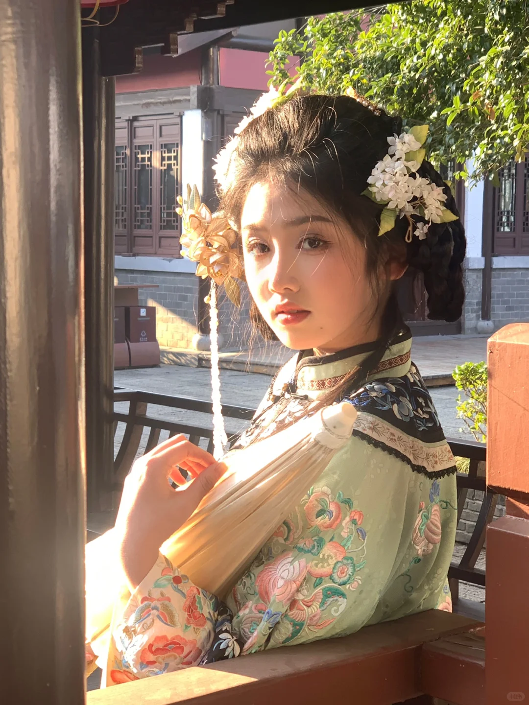 “误以为那是一束能带我走出深渊的光”🍃