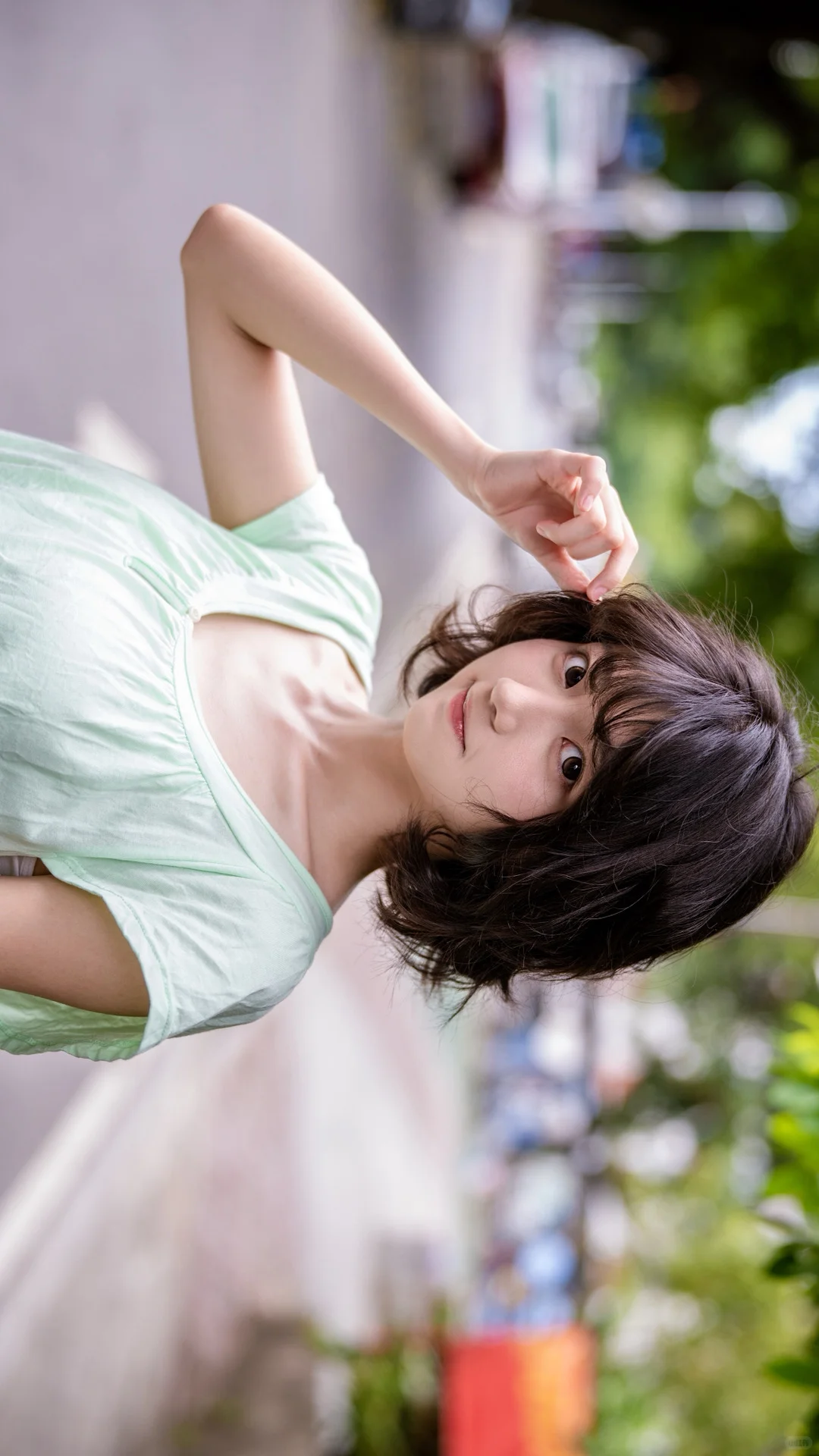 快看，有片叶子🍃