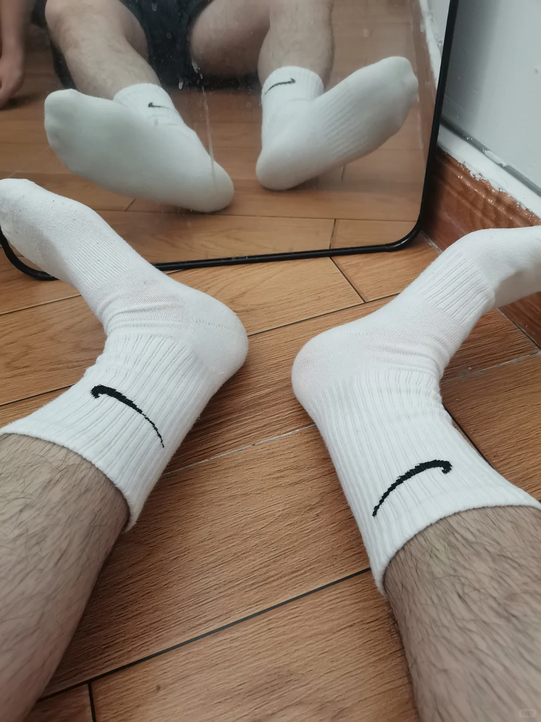 你的袜子我先穿了，干净。