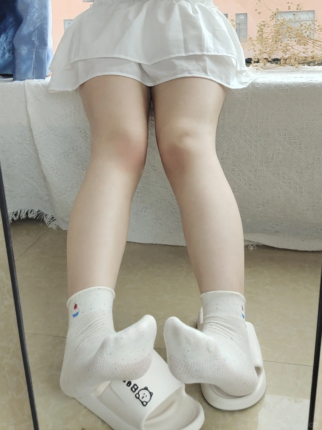 敲阔爱啊｜带有小蛋糕刺绣的袜子真滴好哇塞