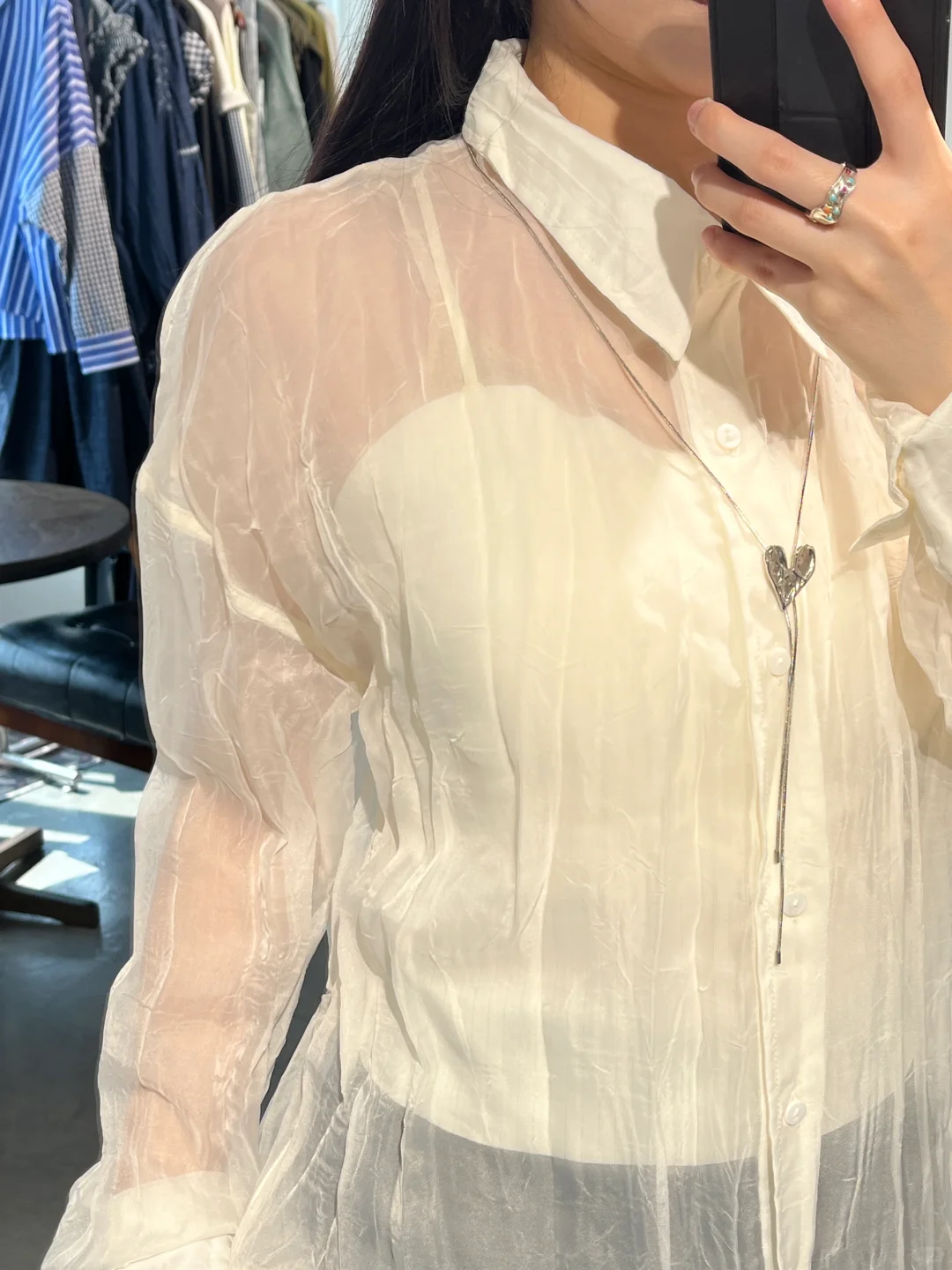 永远喜欢干净简约的穿搭～