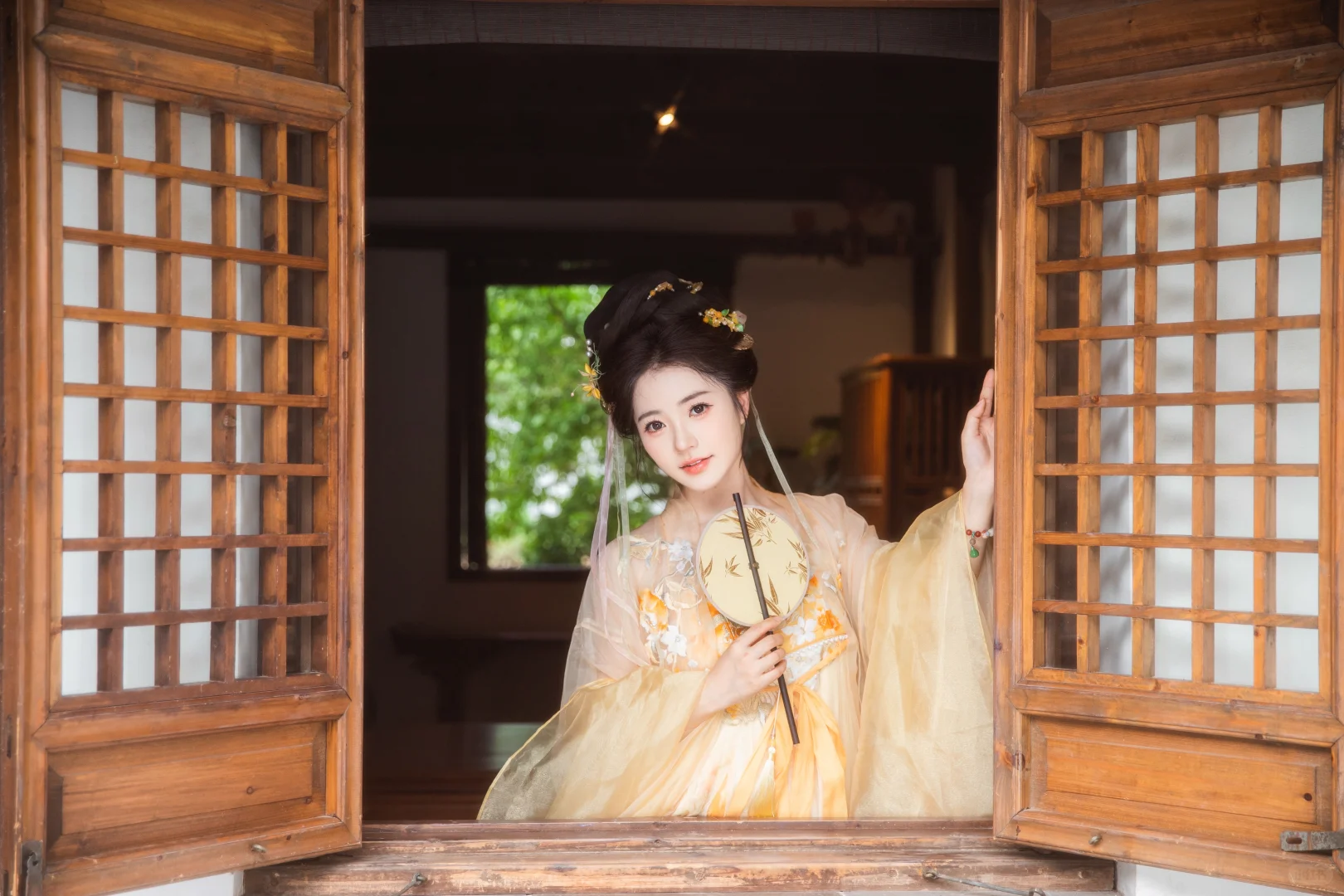 正是人间团圆时，预制中秋妆造