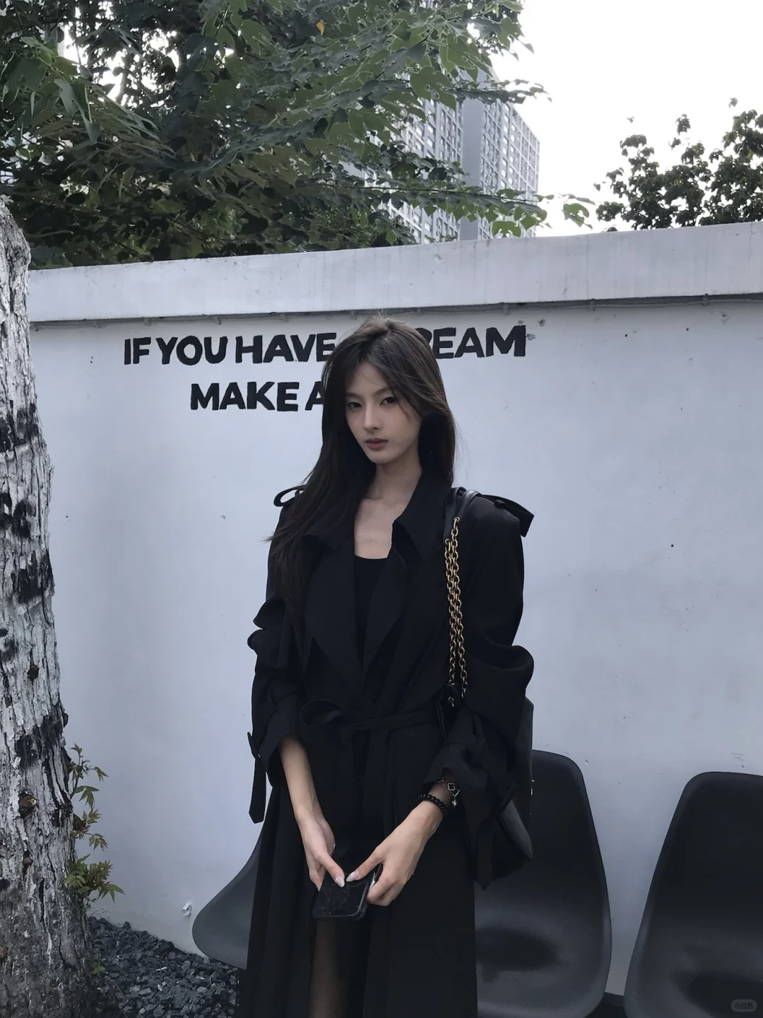 live｜ootd黑色风衣