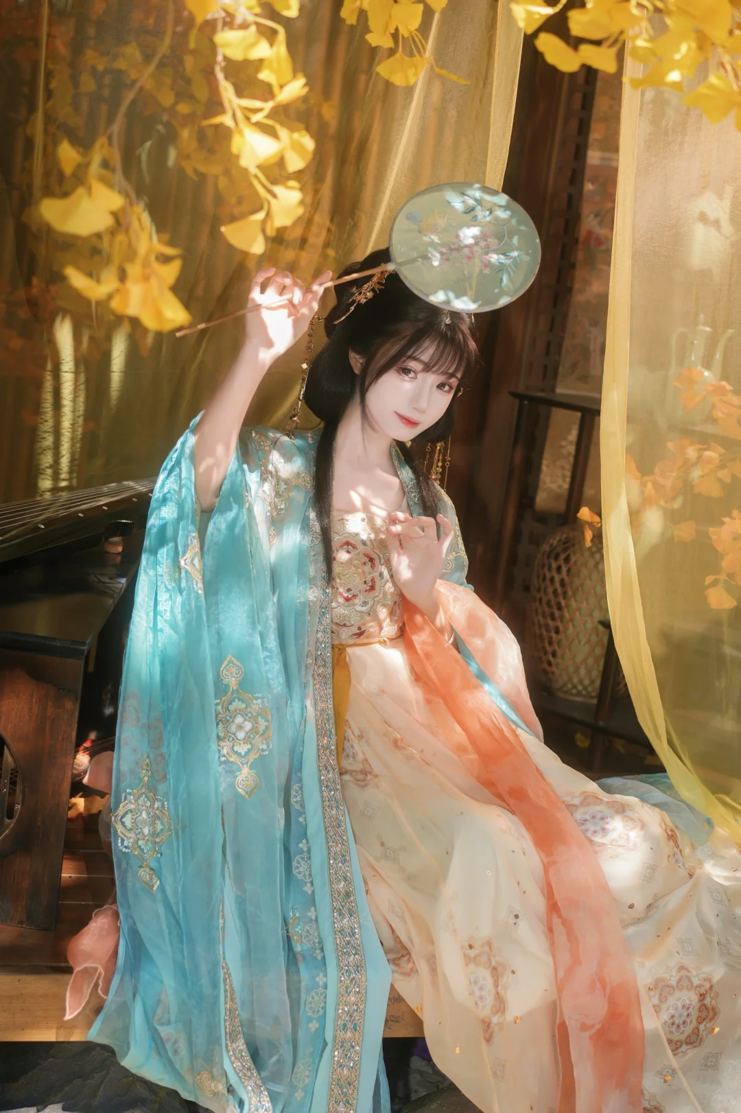 在广州拍的第七套汉服🍁一两风小院