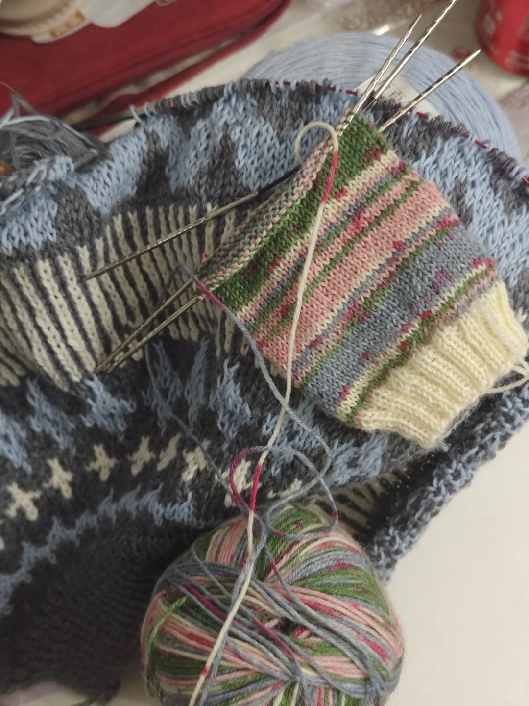 插队一双敲美得opal袜子🧦