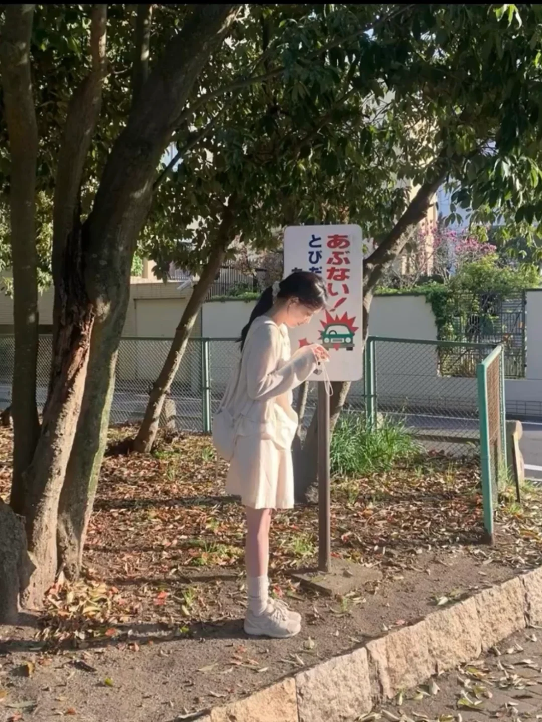 韩国ins博主huynsyu的淡颜穿搭思路审美提升