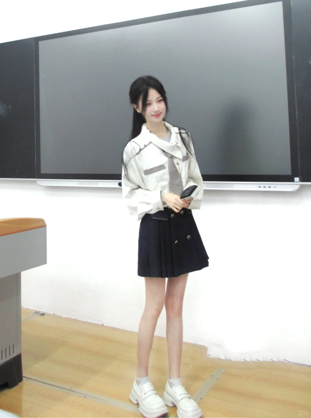 班里新来的老师？