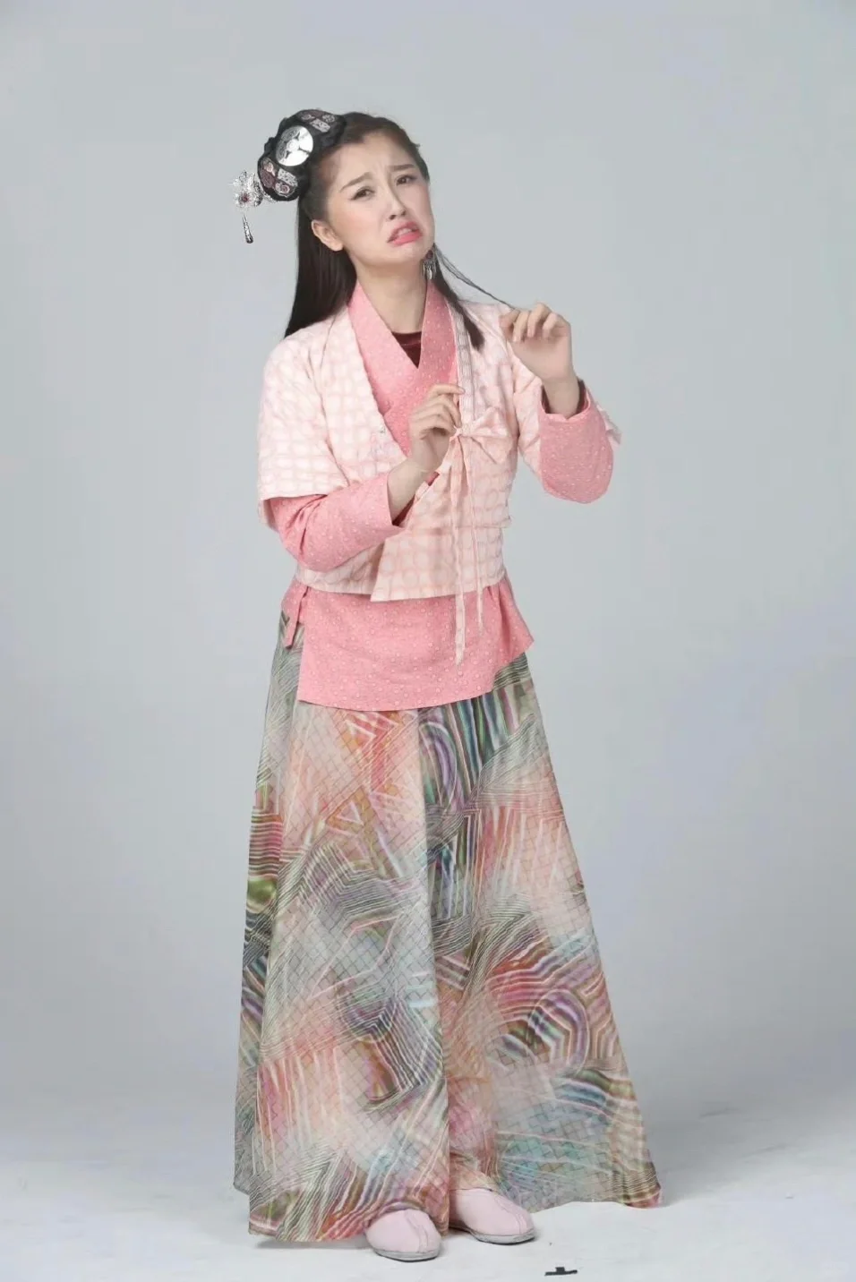 翻到虞书欣早期古装定妆照