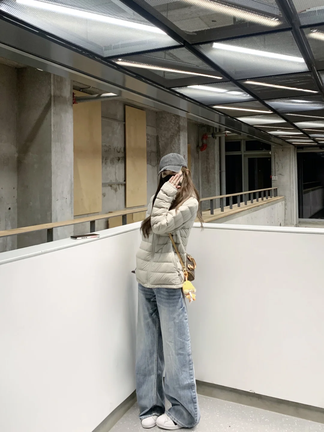 排骨羽绒服➕阔腿裤好韩诶～