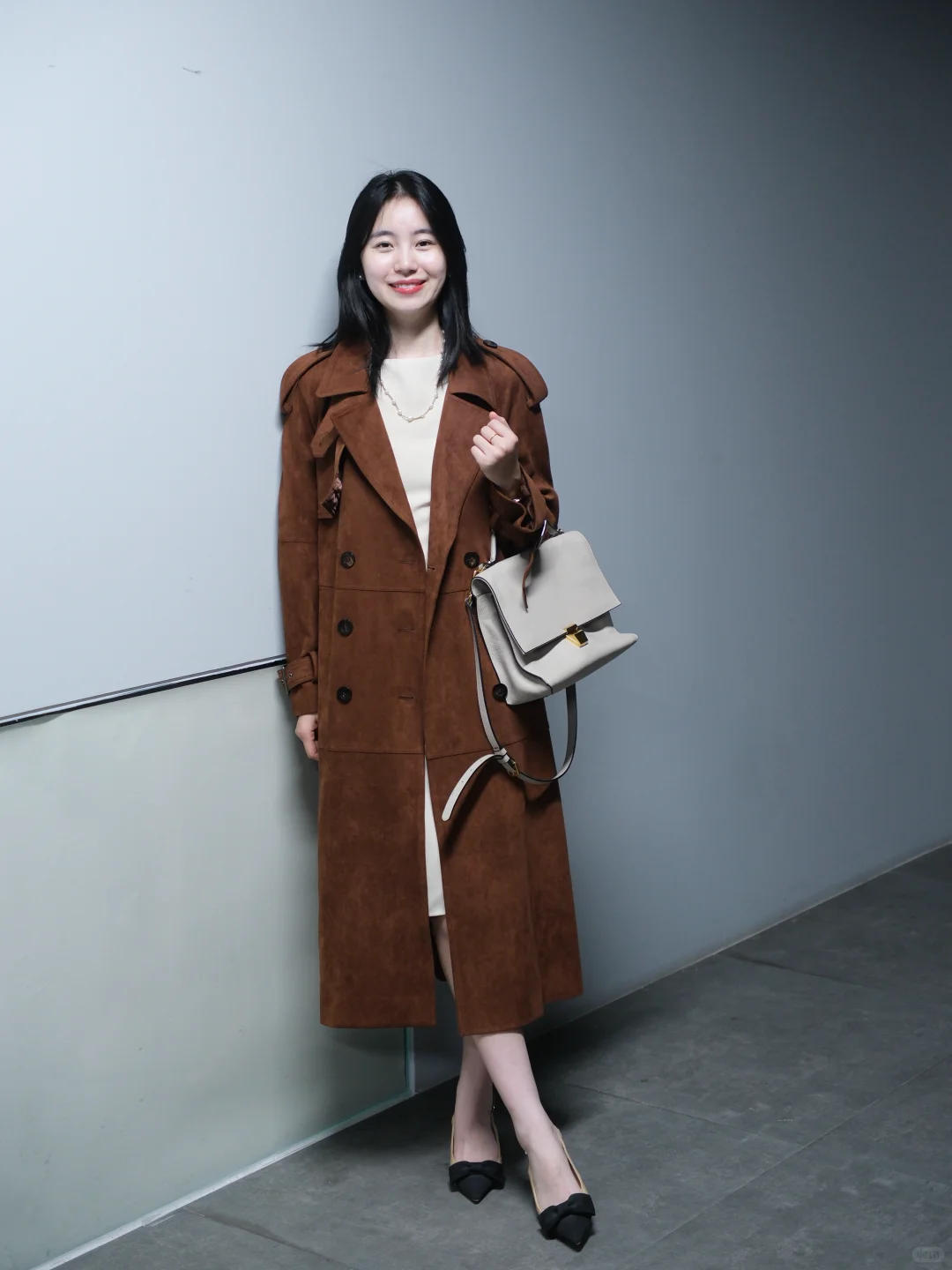 “穿搭灵感”｜爱穿风衣的优雅女律🍂💼