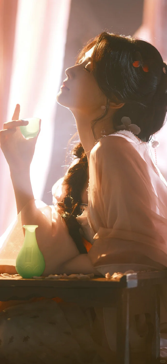 卢昱晓壁纸！美如画中仙子✨