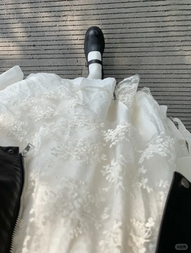 啊啊初秋穿什么漂亮刺绣碎花裙摆合集来啦！