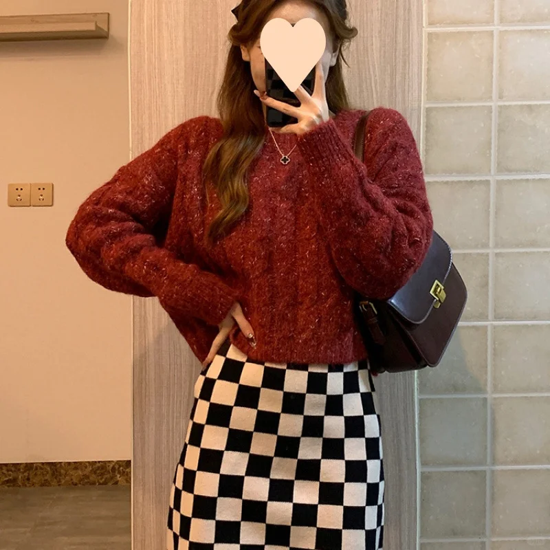 名媛气质温柔女性，文雅气质高贵，成熟自信