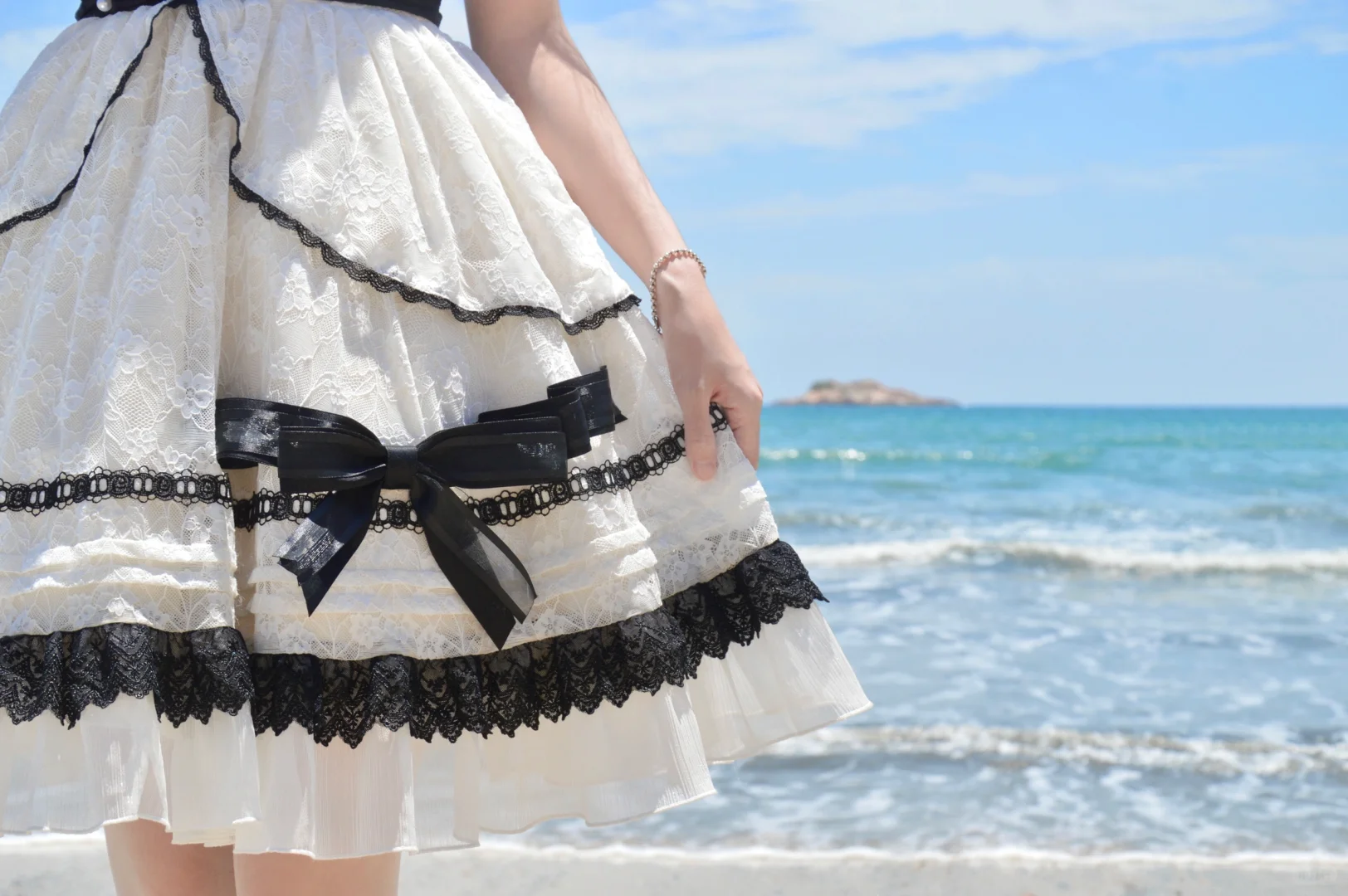 🎹海风与裙摆的圆舞曲