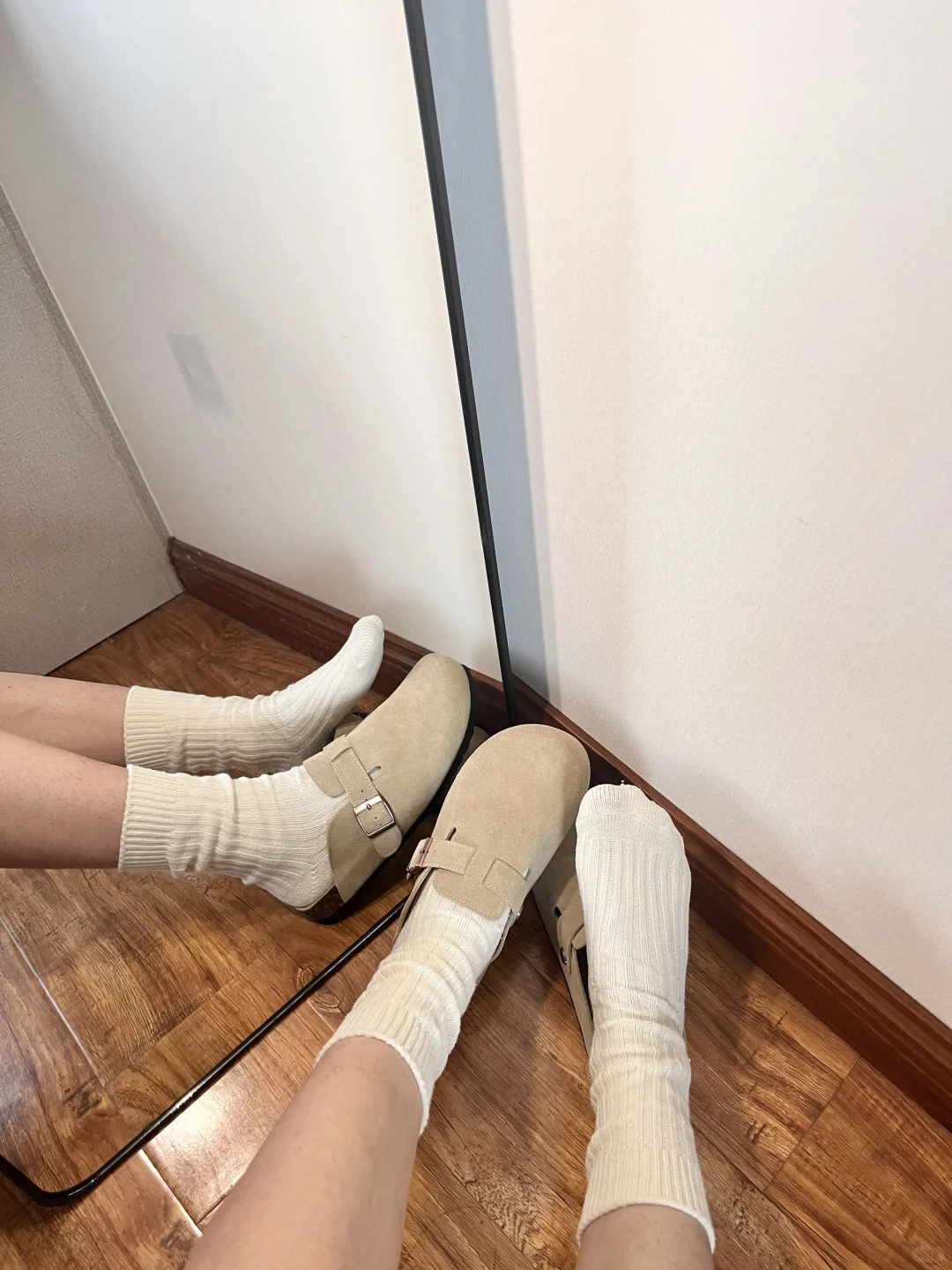 穷鬼👩‍🎓女大9⃣️双平价爱穿袜子分享～