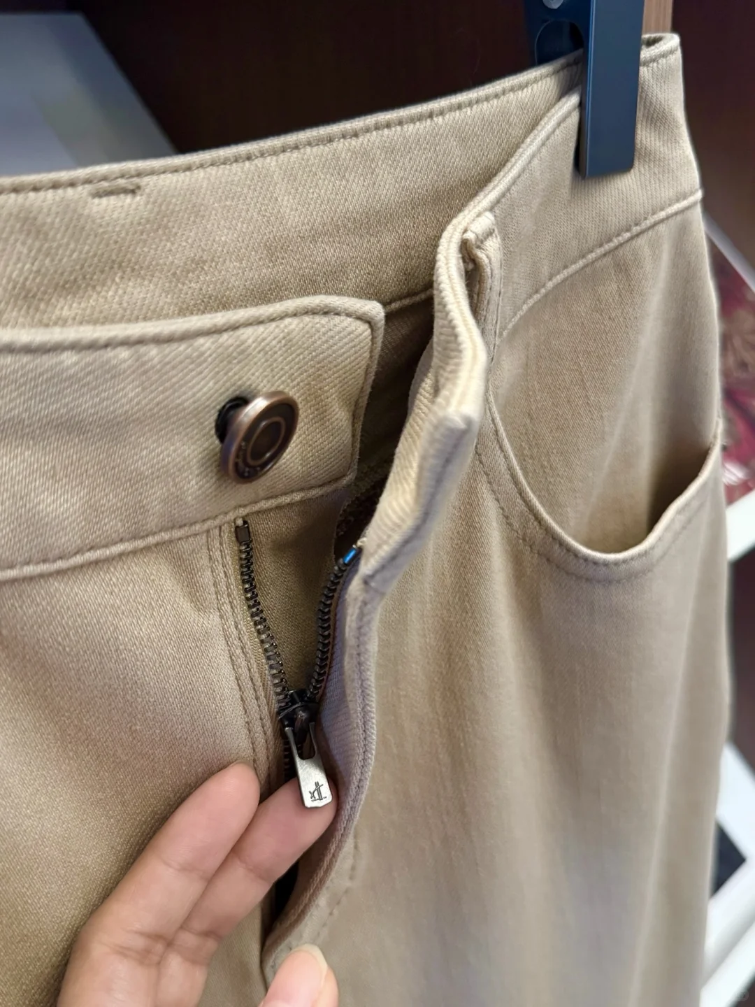 允许花多点时间开发的牛仔裤