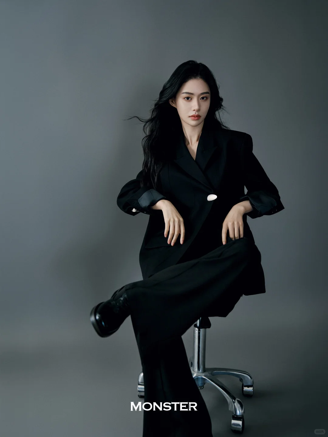 把「气场碾压」刻进DNA的形象照