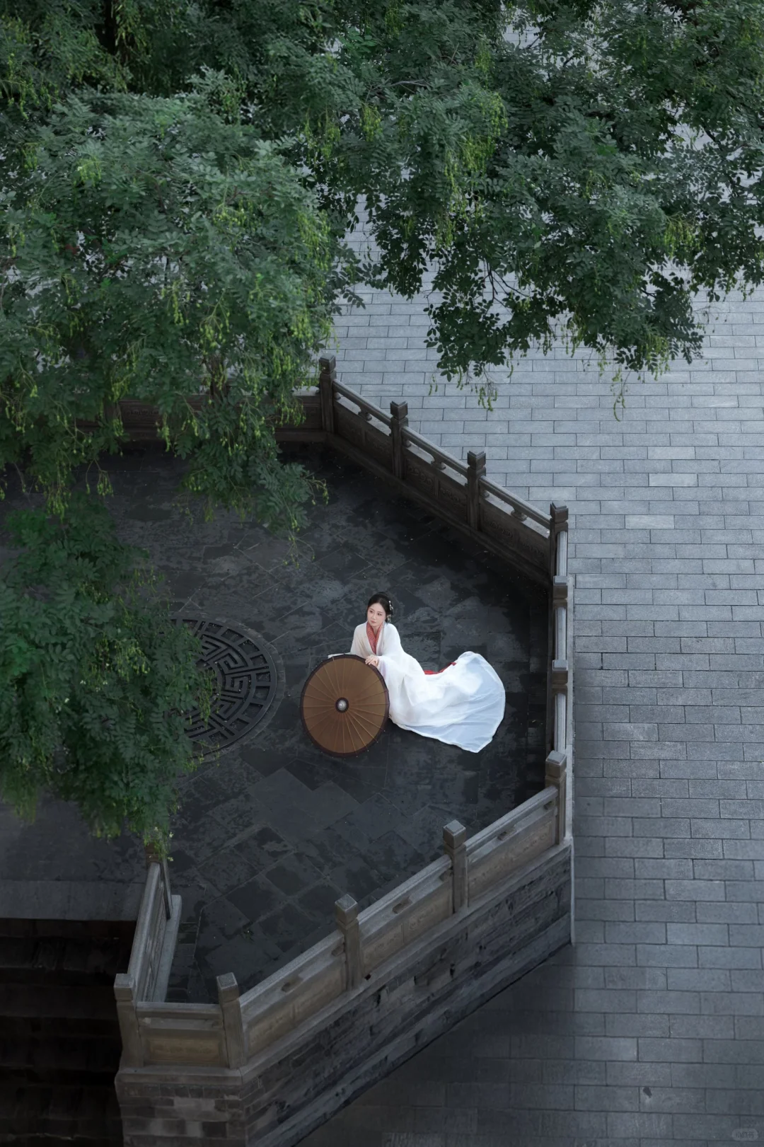 战国袍真的适合不爱笑的女生！