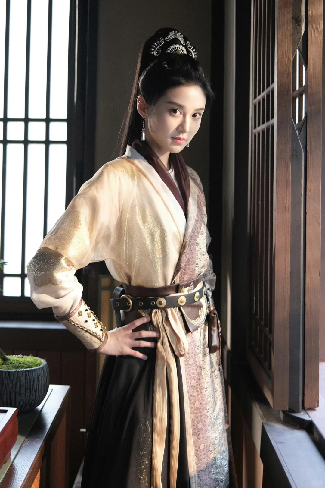 似锦女配的衣服｜高清版