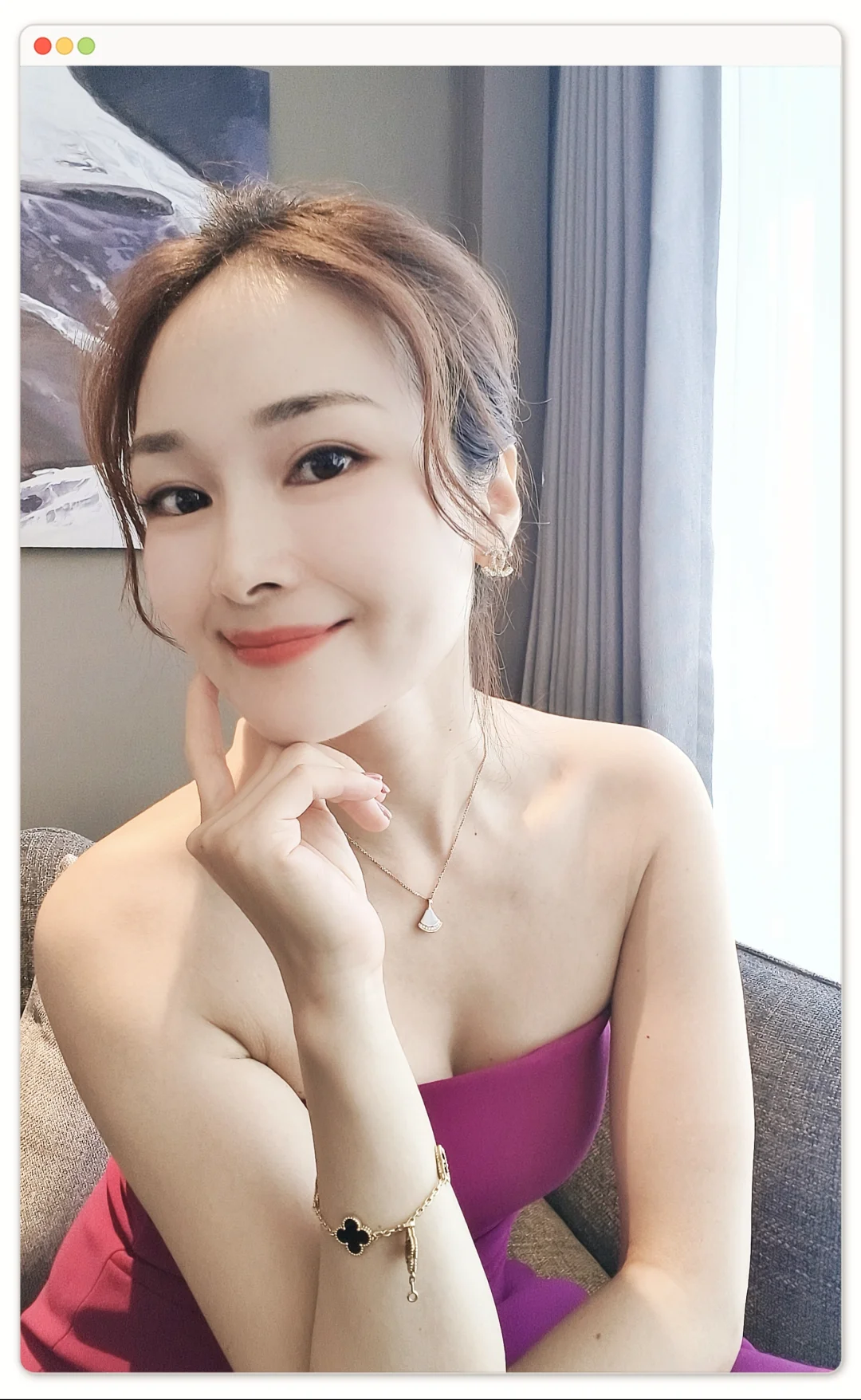 梨形身材就要多穿裙裙呀。红色真的好显白！