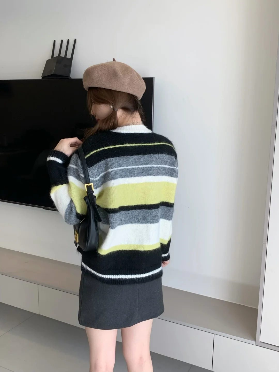 好清新的条纹毛衣～