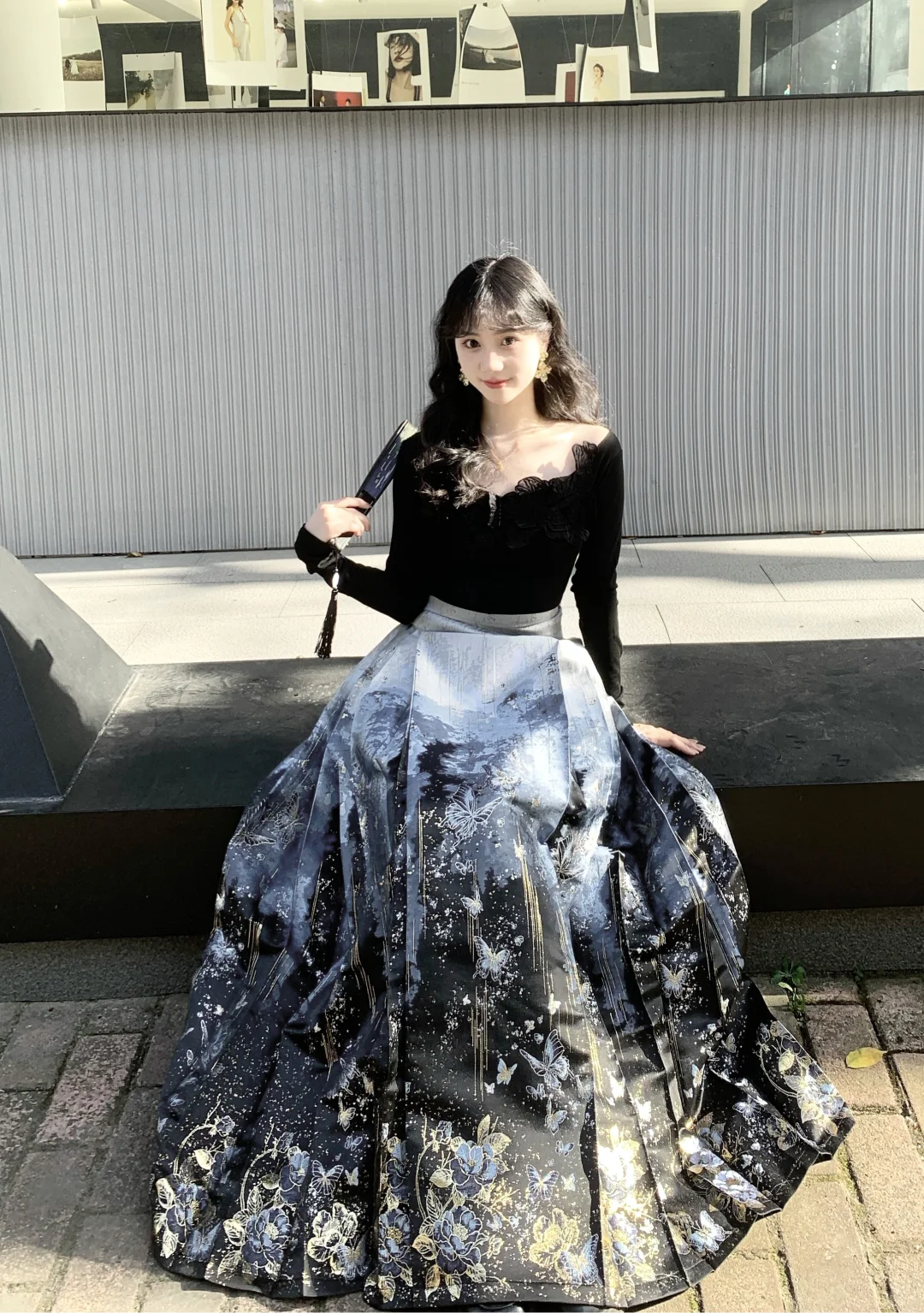 "黑金蝶舞｜把银河穿在身上的氛围感神裙"