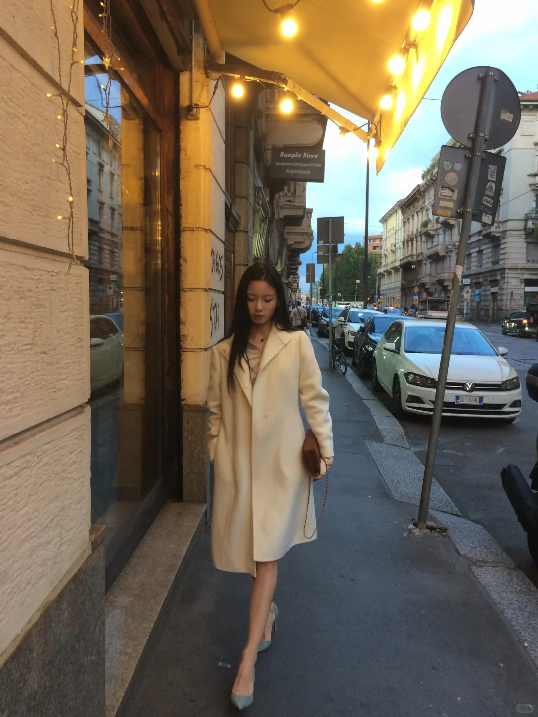 就这样假扮优雅女人闲逛到傍晚