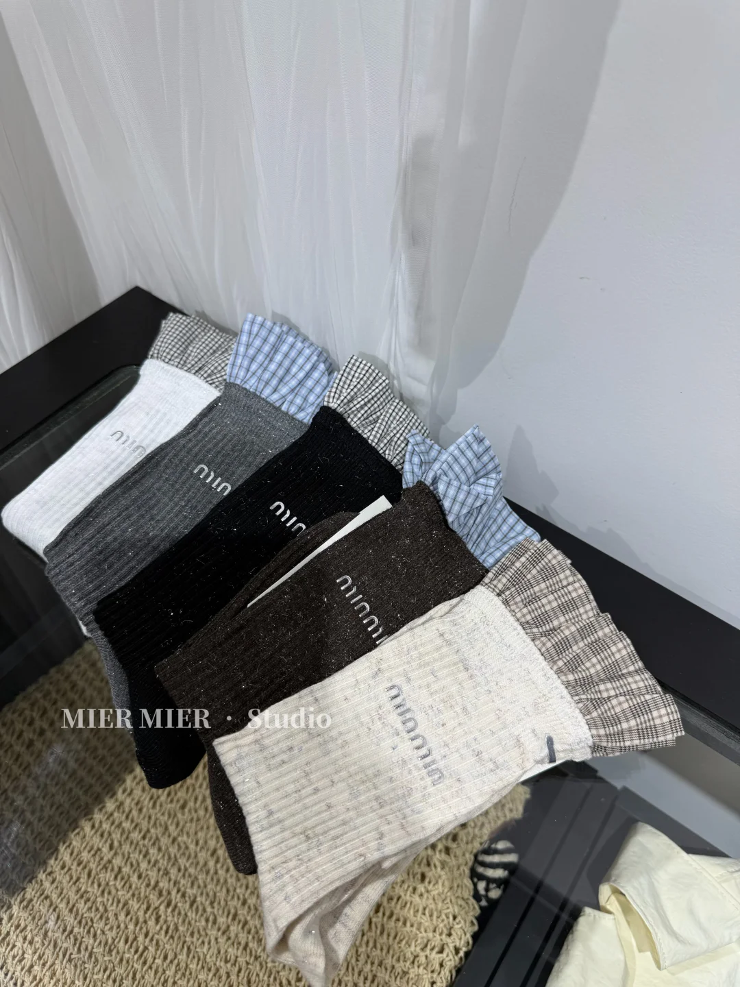 秋天的第一双美袜！ 真的超好看啊！ 超爱！