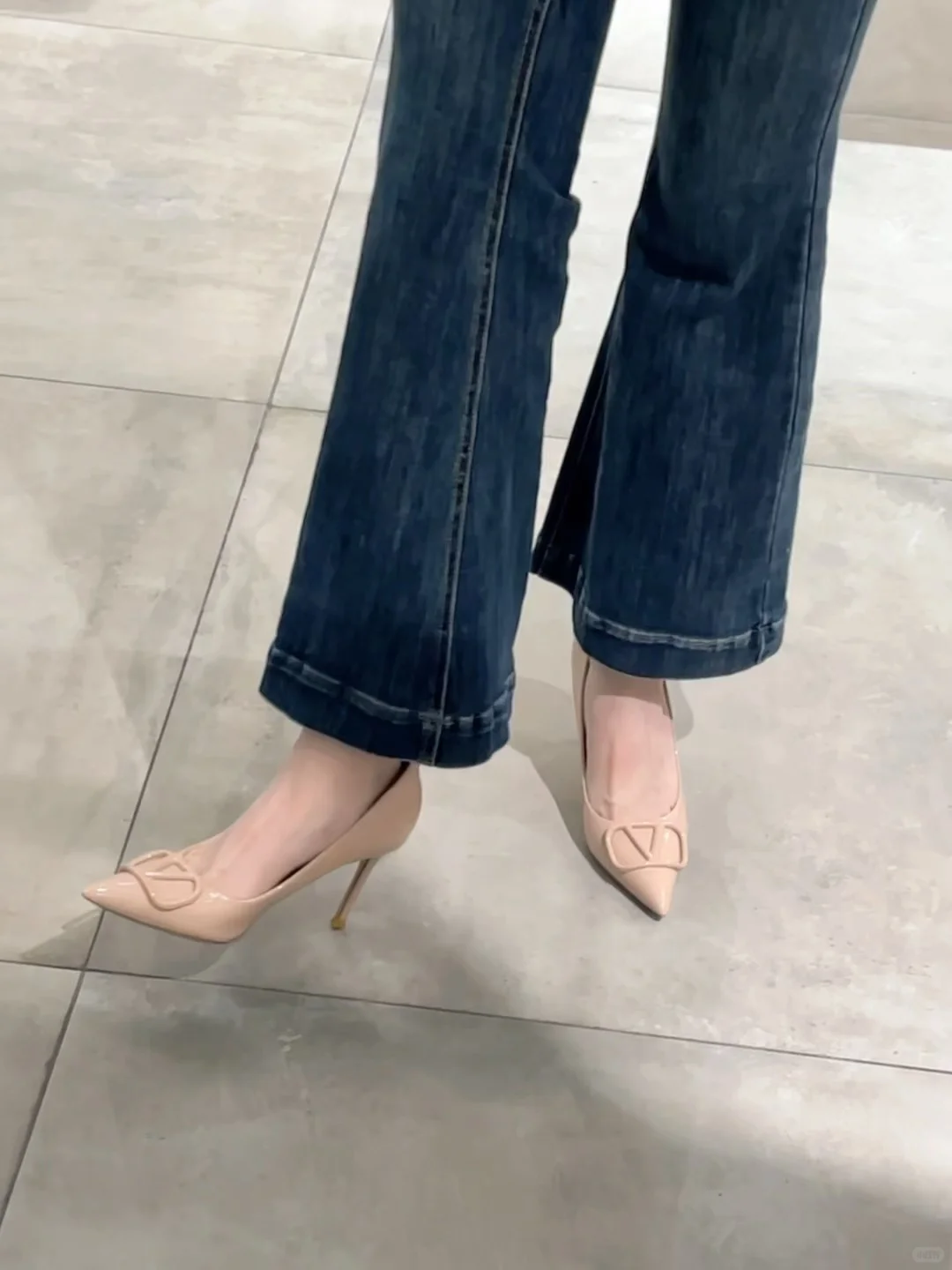 我真的觉得裸色高跟鞋是温柔必杀技！