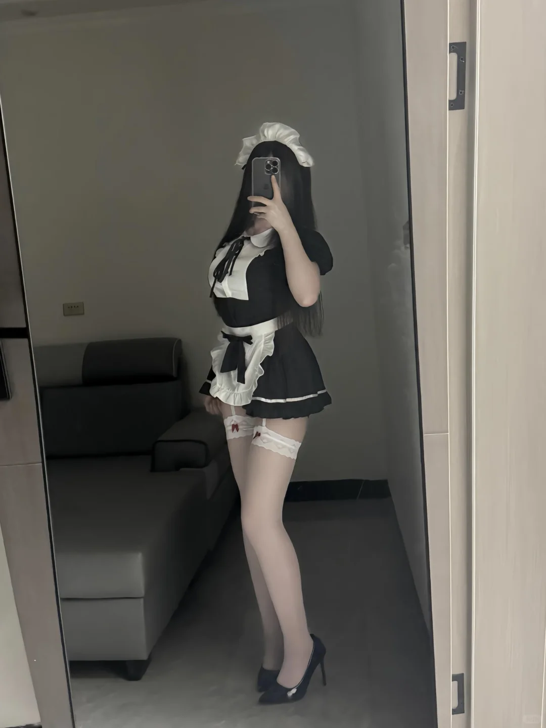 氛围感对镜自拍