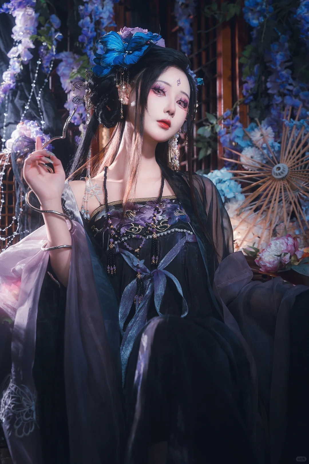 每一位堕魔的仙女背后都有故事