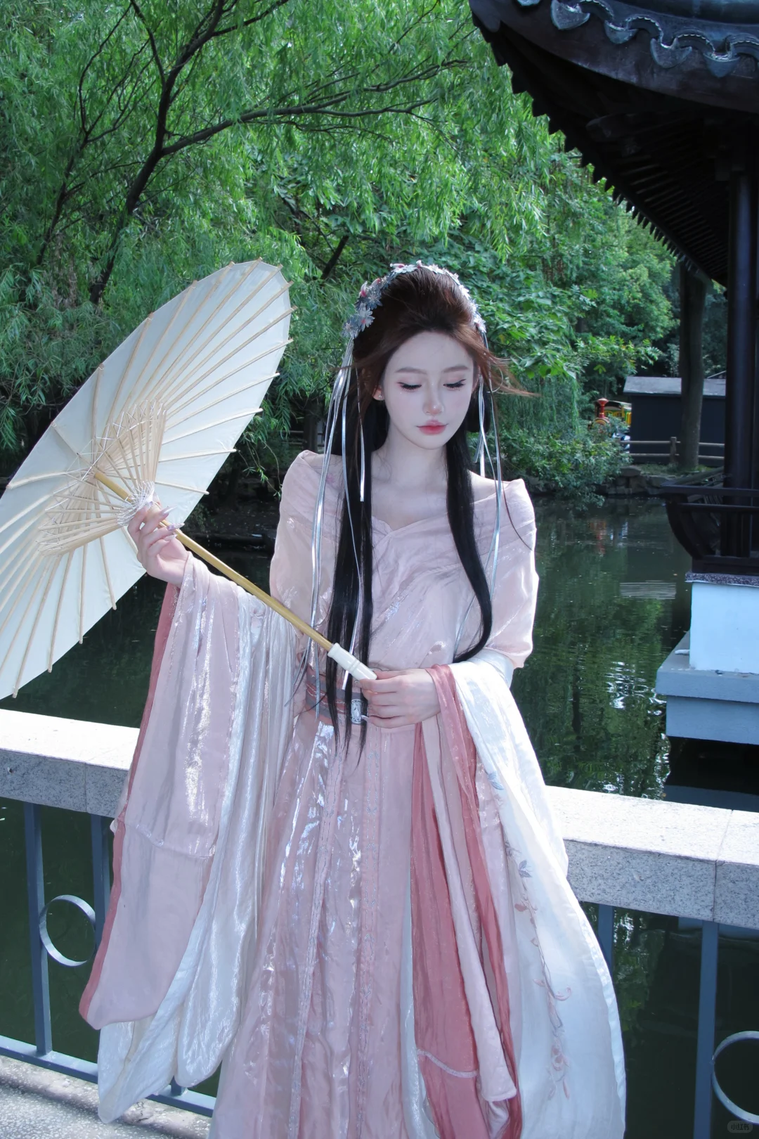 那你呢 是想名扬天下 还是与我隐居山林