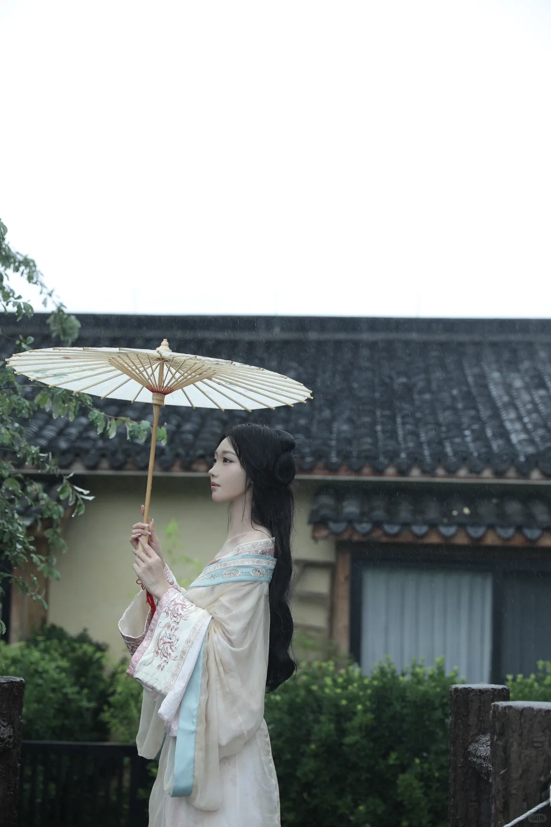 下雨拍战国袍宿命感拉满