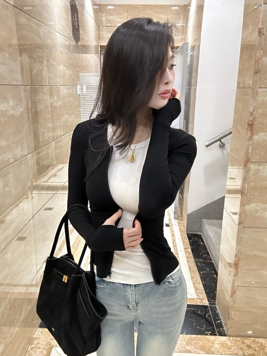 从未穿过这么显身材的衣服，堪比塑形衣绝！