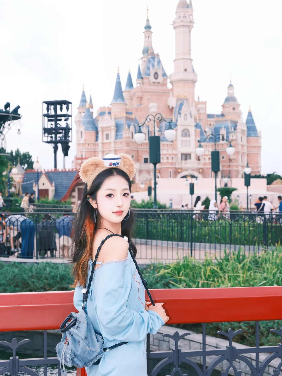 69💰找的迪士尼女摄，超出片😍美晕了