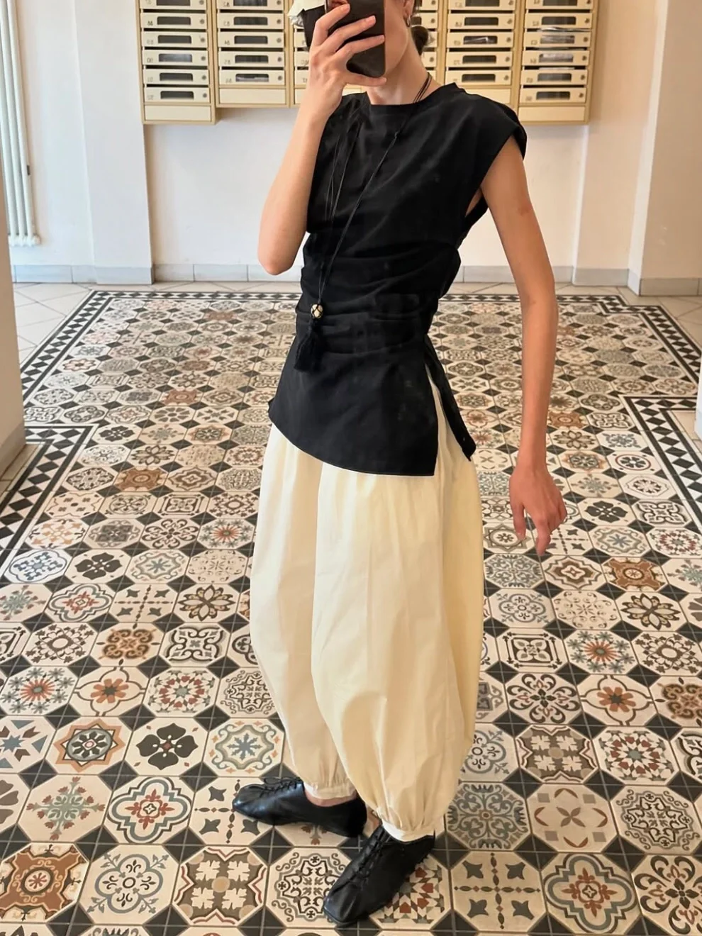 穿搭灵感：优雅与高级感并存的时髦搭配