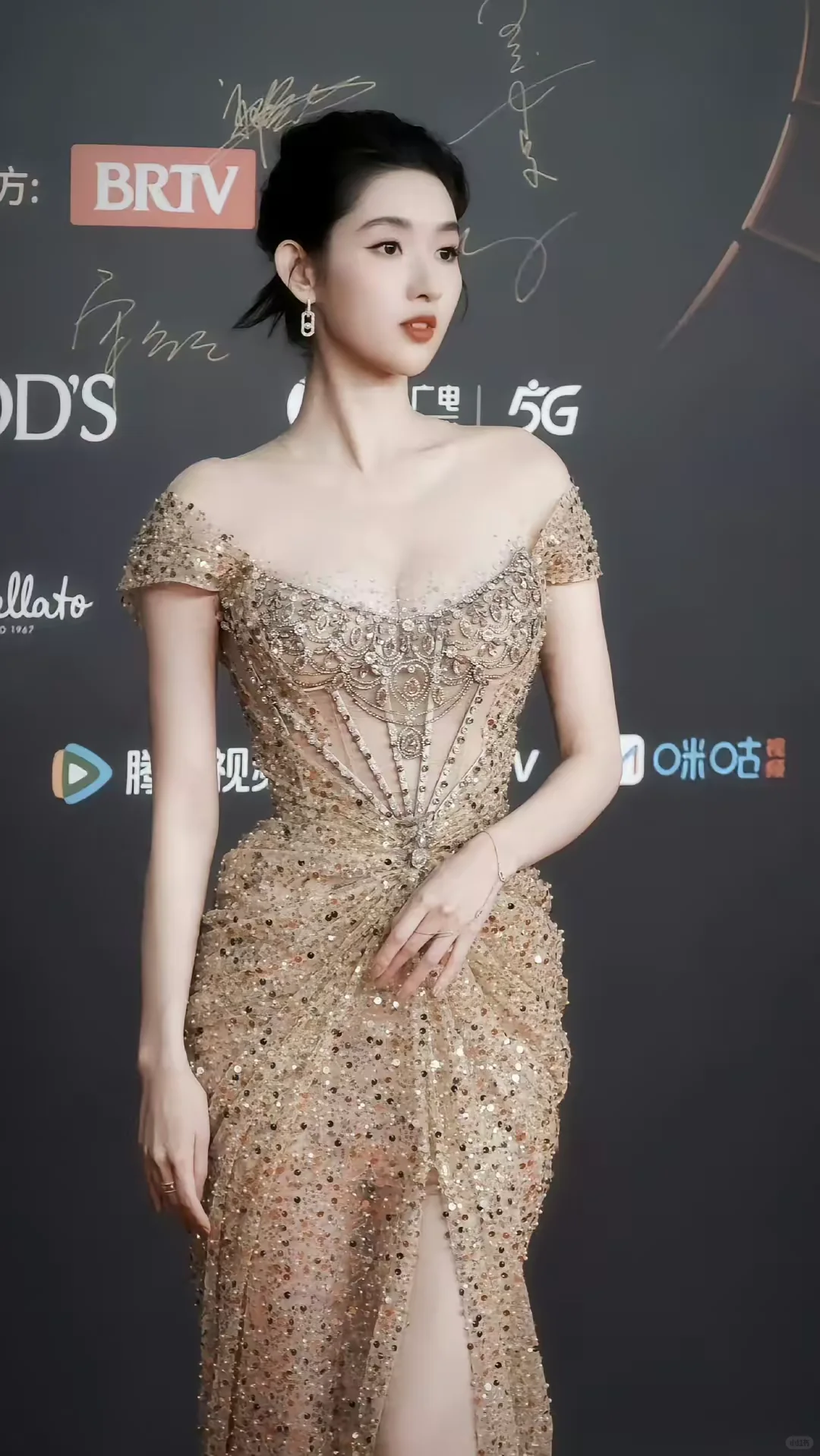 王玉雯 身材保持得太好了吧